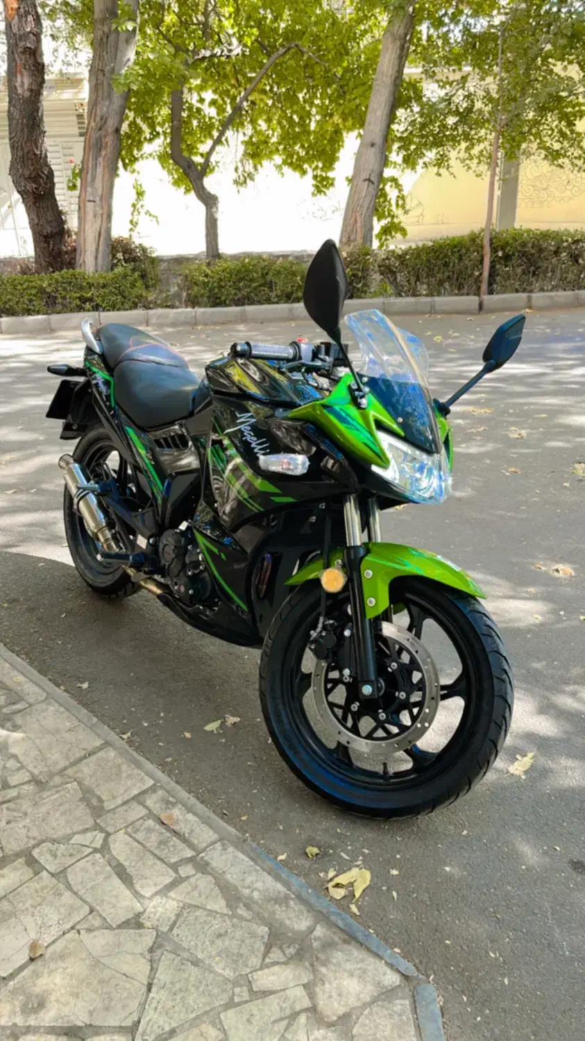 مگلی ۲۰۰ مدل ۱۴۰۳ پا به صفر|موتورسیکلت|اصفهان, قلعه طبره|دیوار