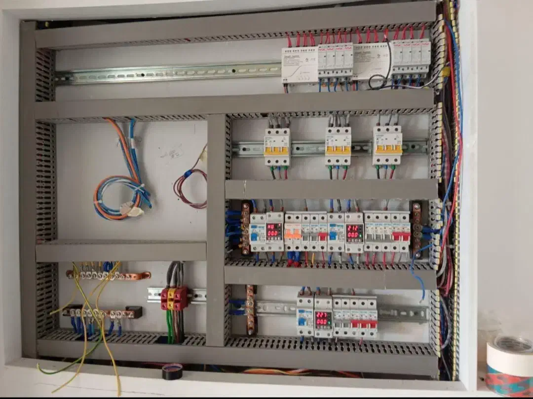 برق صنعتی برقکار لوله کشی جوشکاری رنگکاری نصب کولر|خدمات پیشه و مهارت|بندر کنگان, |دیوار