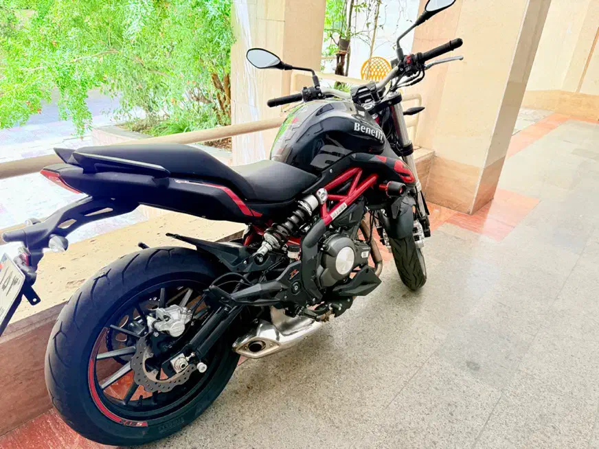 بنلی ۳۰۰ دو سیلندر جفت|موتورسیکلت|تهران, شهران شمالی|دیوار