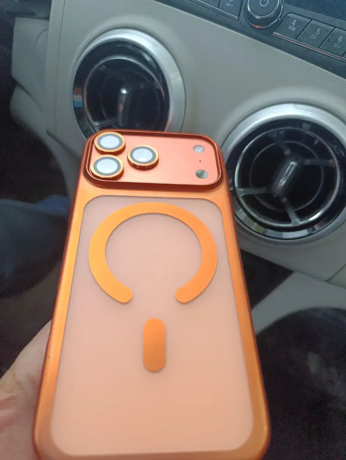 iphone 17 pro max|موبایل|قم, انسجام|دیوار