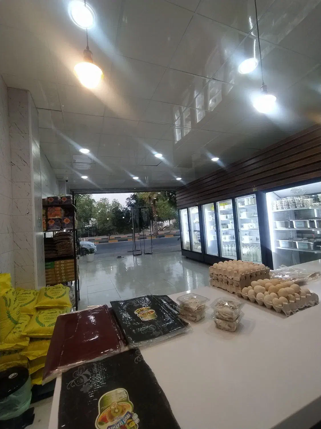 فروشگاه لبنیاتی رادفر|استخدام خدمات فروشگاه و رستوران|جم, |دیوار