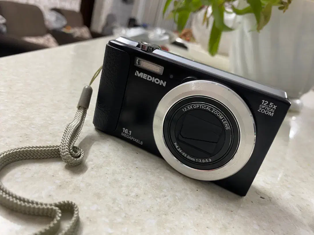 دوربین عکاسی در حد نو|دوربین عکاسی و فیلم‌برداری|مشهد, طبرسی شمالی|دیوار