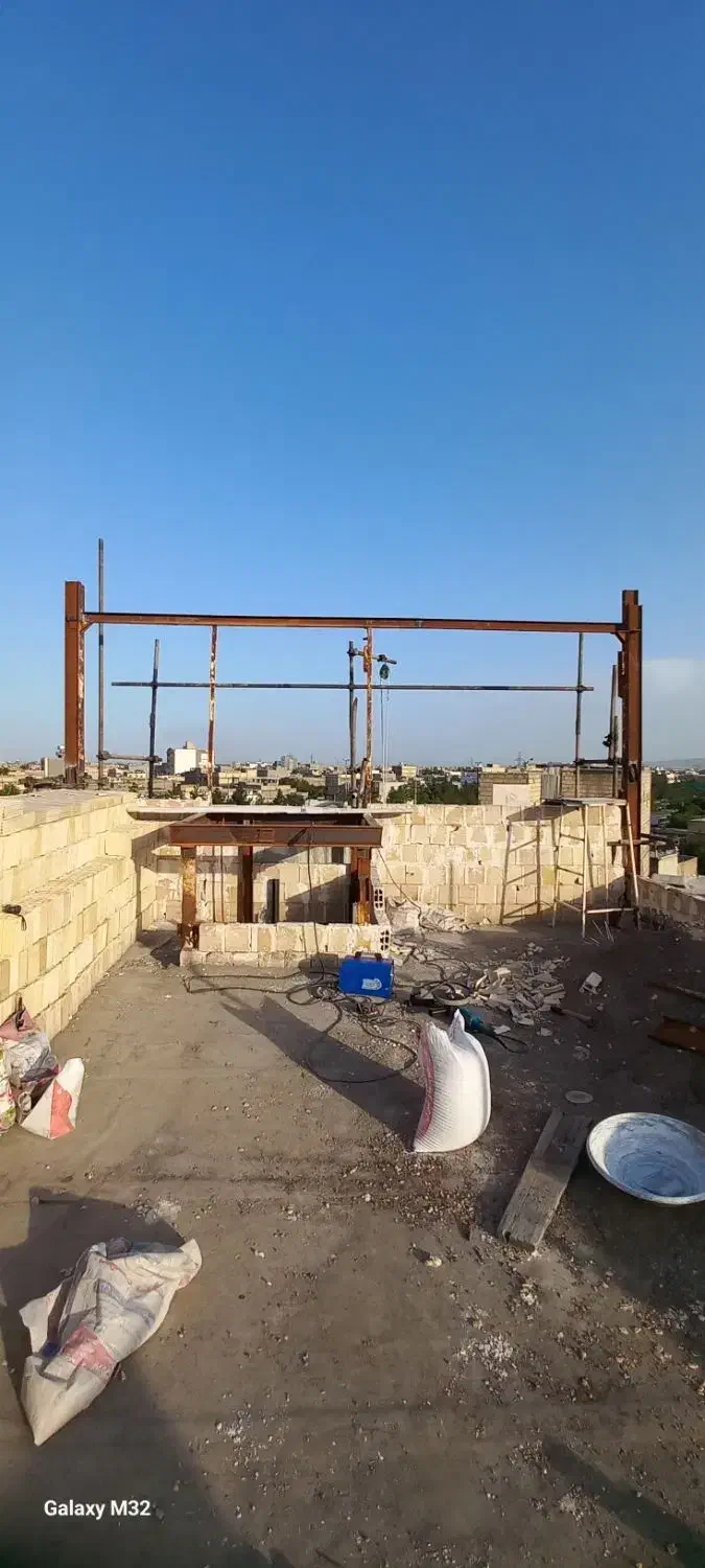 جوشکارسیار اسکلت نصاب ایرانیت درامام خمینی وطلاب.|خدمات پیشه و مهارت|مشهد, امام خمینی|دیوار