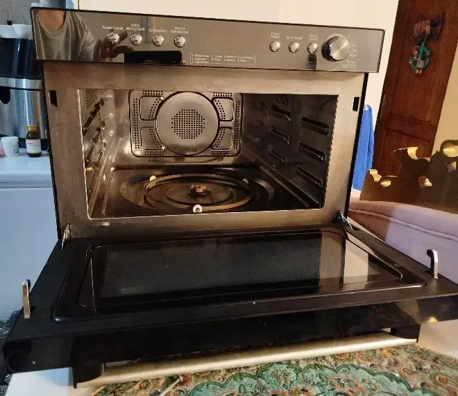 سولاردوم سونیا ۳۴ لیتری در حد نو|اجاق گاز و لوازم برقی پخت‌وپز|مشهد, حجاب (شهرک غرب)|دیوار