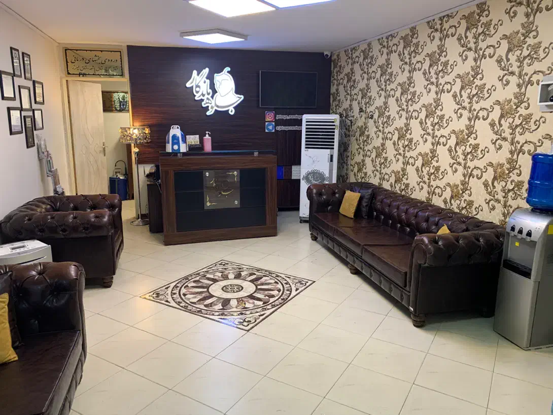 جذب مشاور زیبایی خانم و آقا برای کال سنتر کلینیک|استخدام درمانی، زیبایی، بهداشتی|تهران, عباس‌آباد|دیوار