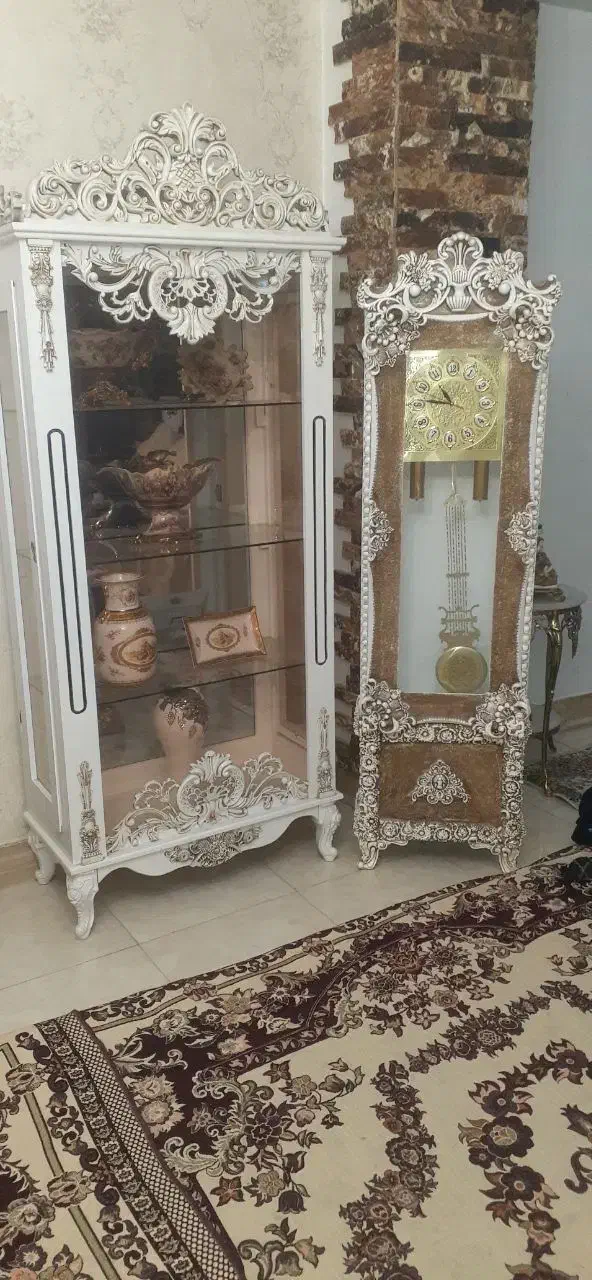 بوفه وساعت تمیز شیک زیر قیمت|بوفه، ویترین، کنسول|سهند, |دیوار