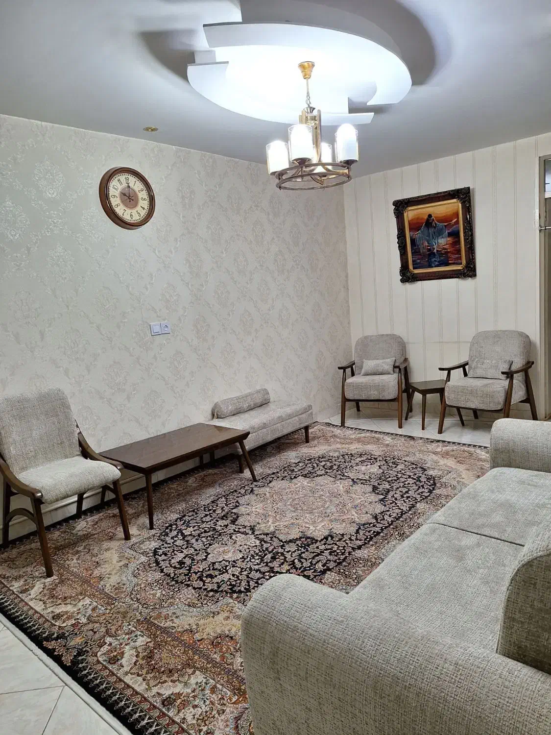 مبل راحتی و کلاسیک و تعمیرات|مبلمان خانگی و میز عسلی|پاکدشت, پاکدشت (مامازند)|دیوار