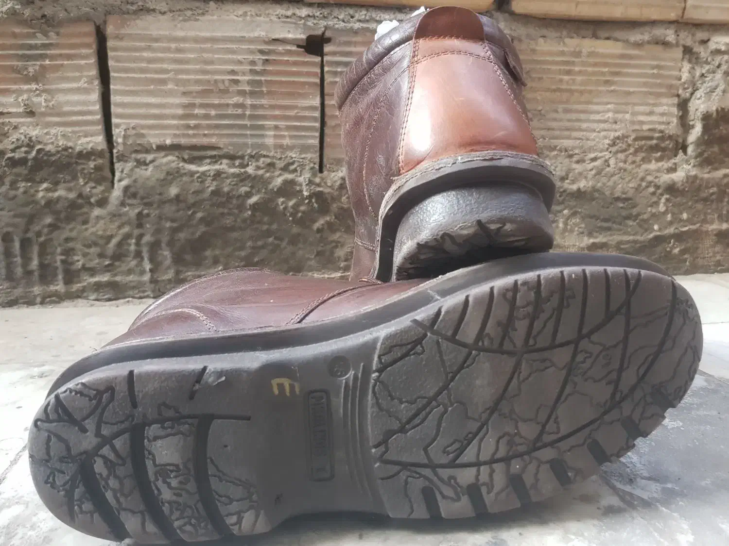 کفش اصل اسپانیا|کیف، کفش، کمربند|مشهد, کوی المهدی|دیوار