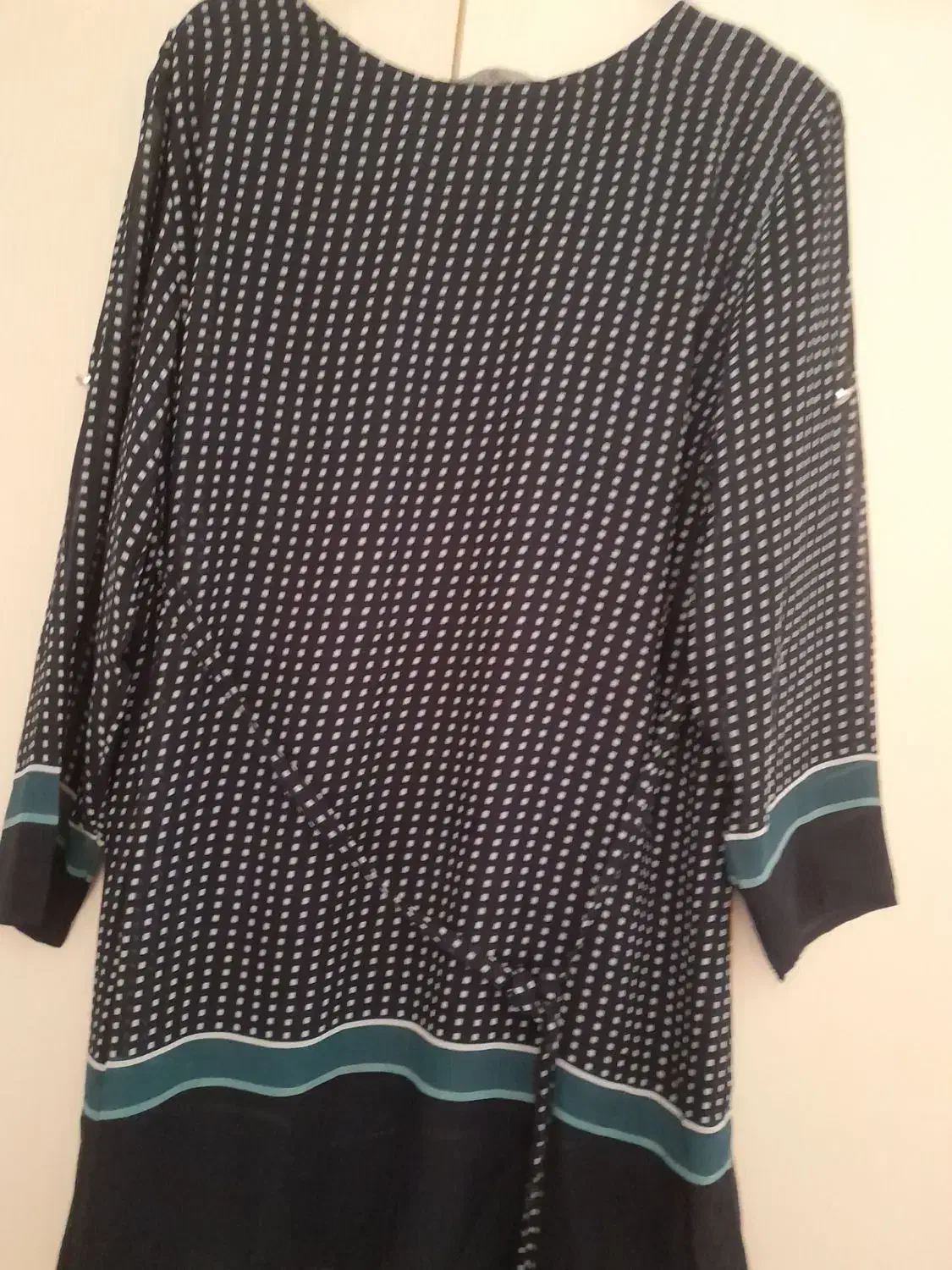 سه عدد تونیک نو|لباس|کرج, مصباح|دیوار