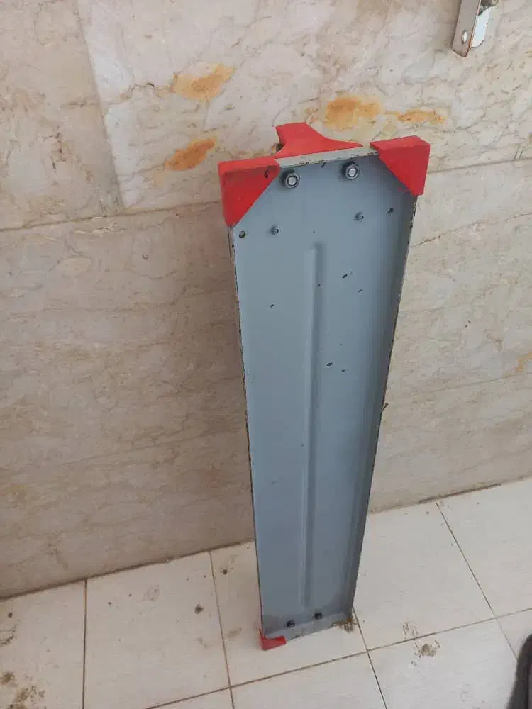 کاشی بر|ماشینآلات صنعتی|بندر ماهشهر, |دیوار