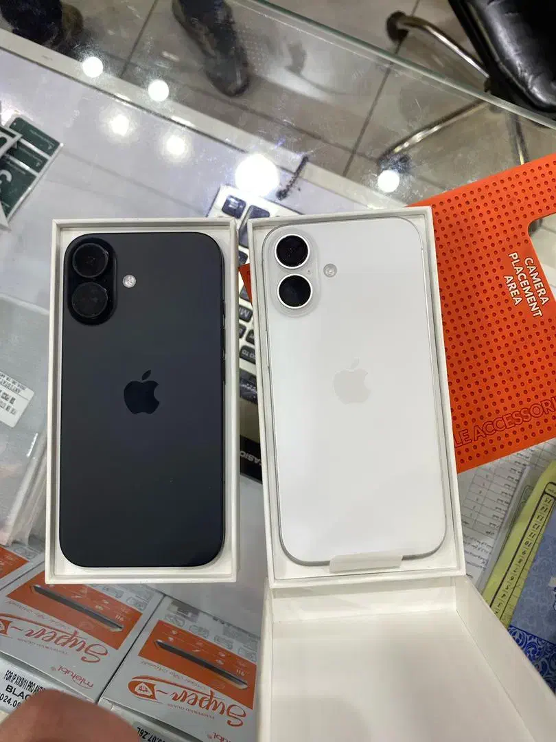 ایفون 16نرمال بسیار تمیز ۱۰ ماه گارانتی نقدواقساطی|موبایل|تهران, نصرت|دیوار