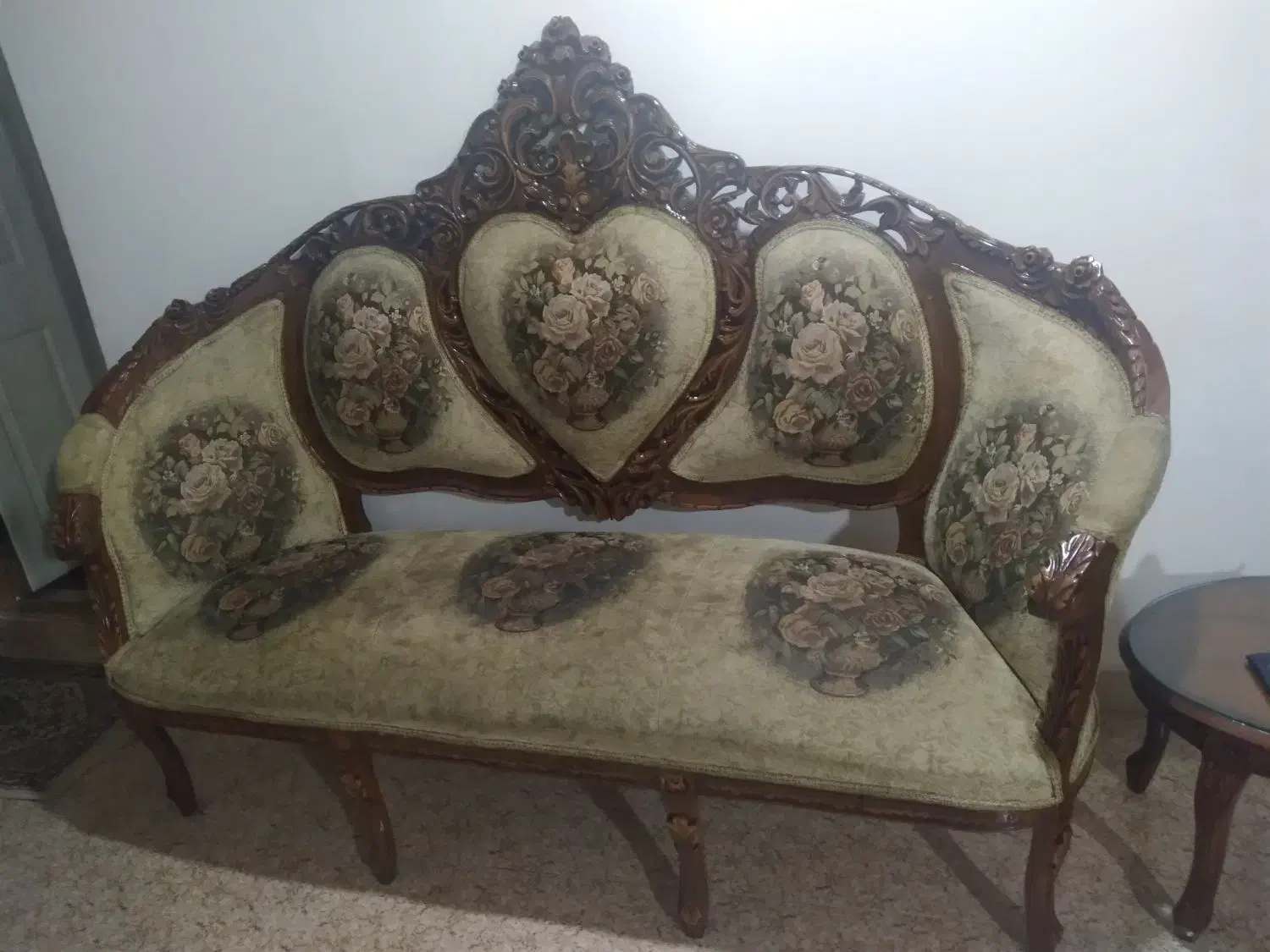 مبل سلطنتی|مبلمان خانگی و میز عسلی|سیاهکل, |دیوار