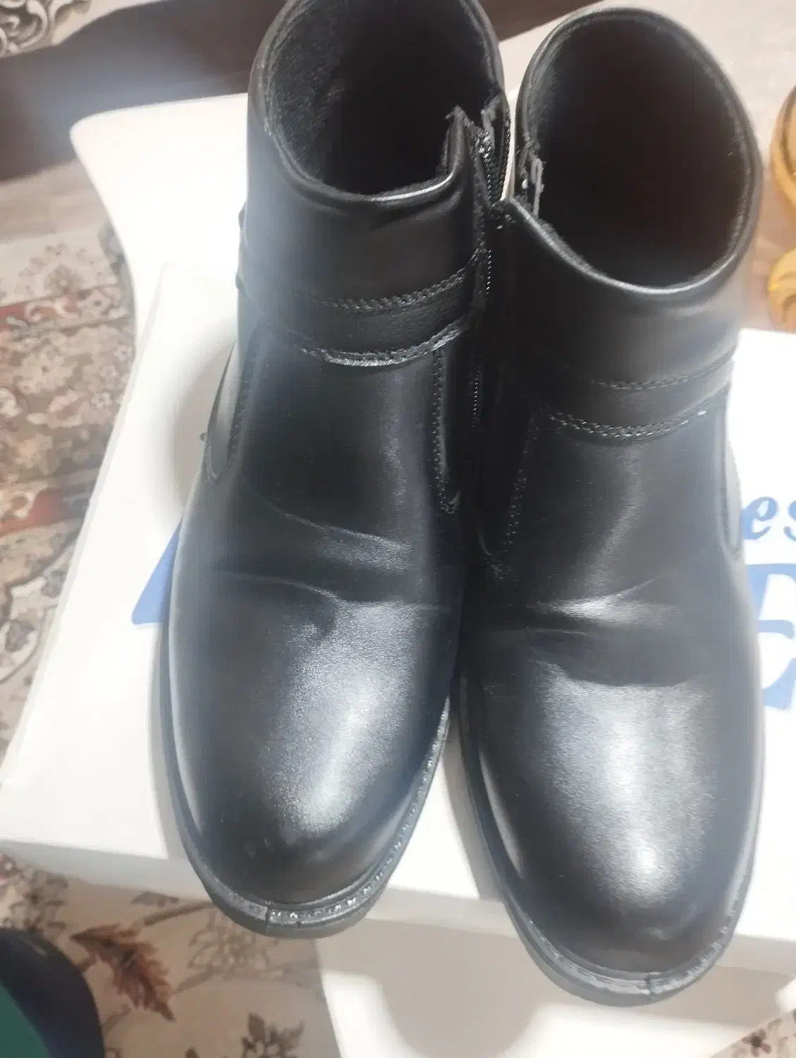 نیم بوت مردانه مشکلی  اصلا استفاده نشده|کیف، کفش، کمربند|دورود, |دیوار