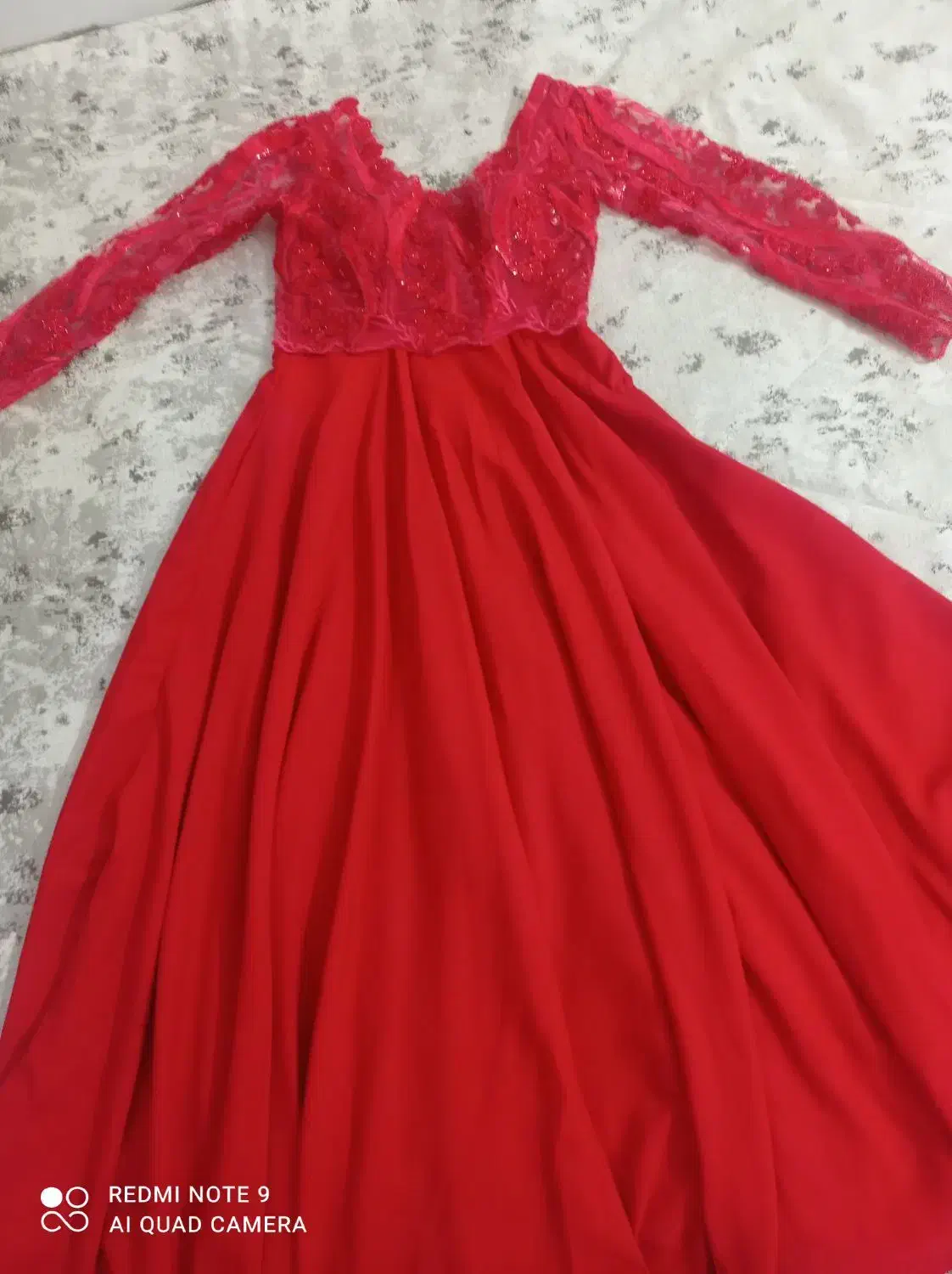 لباس مجلسی|لباس|رضویه, |دیوار