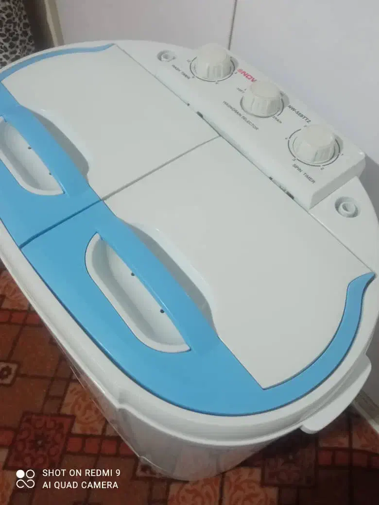 تخت نوزاد و کودک و ماشین لباس شویی کودک|تخت و صندلی بچه|جم, |دیوار