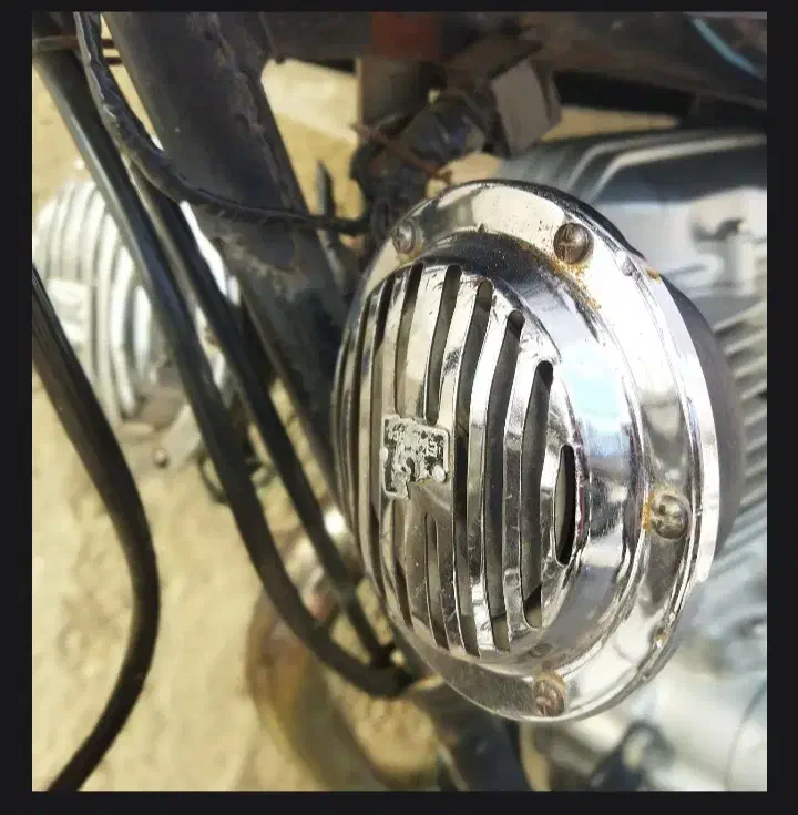 بوق ۱۲۱۲ بنزی معاوضه با ۱۰۱۱|موتورسیکلت|گنبد کاووس, |دیوار