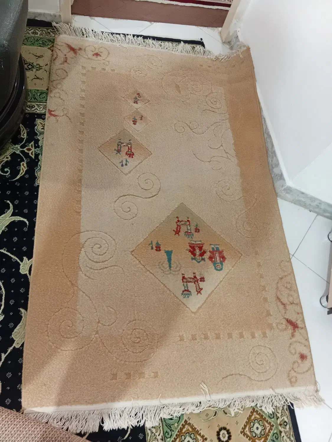 فرش سه متر یر یه نیم بسیار تمیز تازه شستم|فرش|ماهدشت, |دیوار