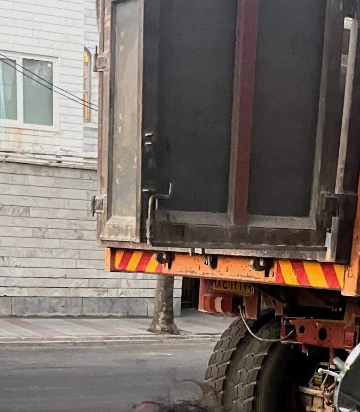 در دو لنگه زیر مایلر|خودرو سنگین|دشتابی, |دیوار