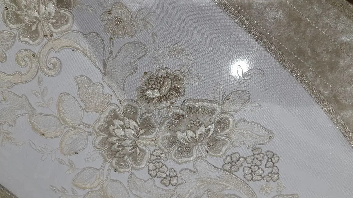 رومیزی|پرده، رانر، رومیزی|قم, انسجام|دیوار