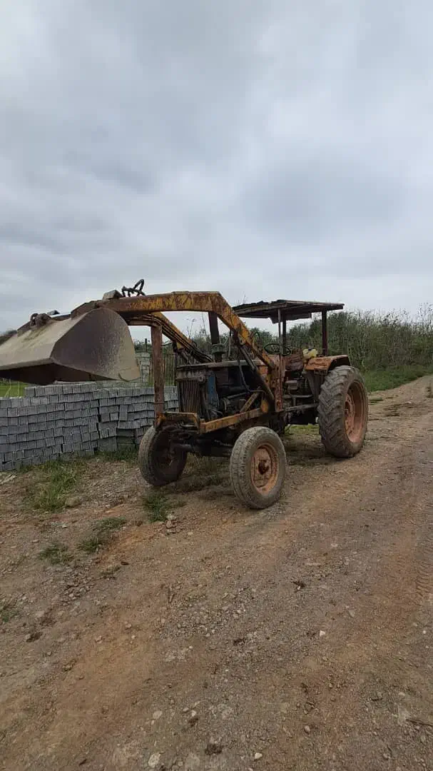 تراکتوررومانی|خودرو سنگین|لاهیجان, آهندان|دیوار