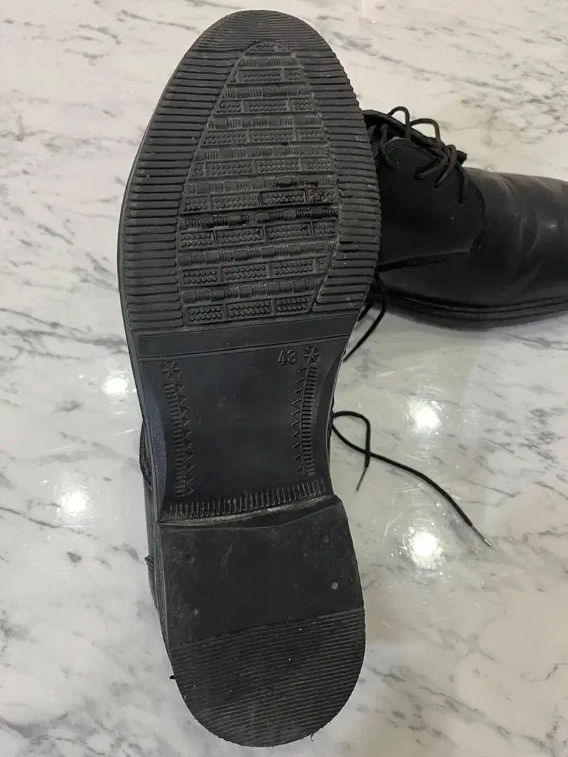 کفش مردانه در حد نو سایز ۴۳|کیف، کفش، کمربند|تهران, امام زاده عبدالله|دیوار