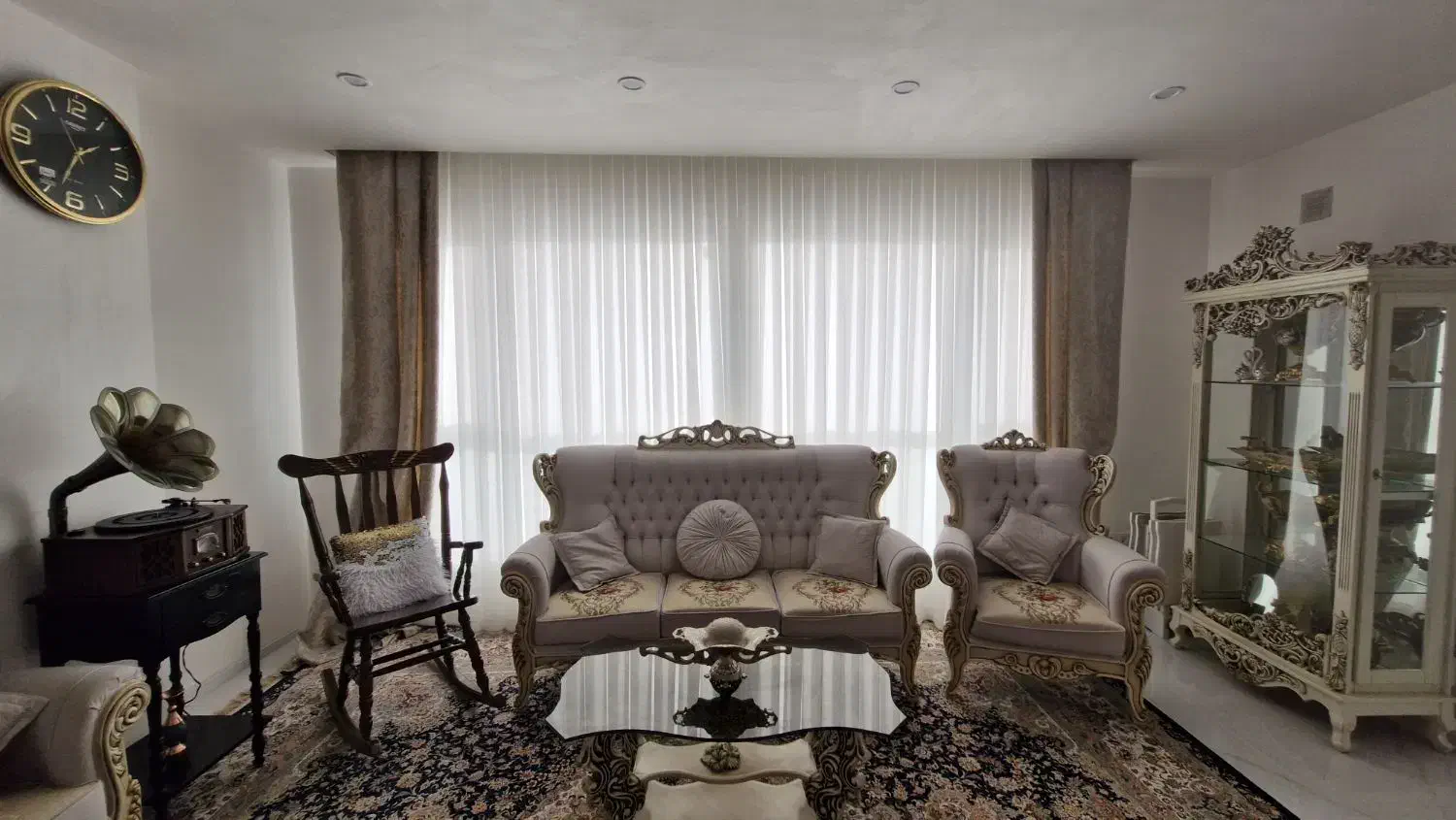 مبل ۷نفره و بوفه|مبلمان خانگی و میز عسلی|بجنورد, |دیوار