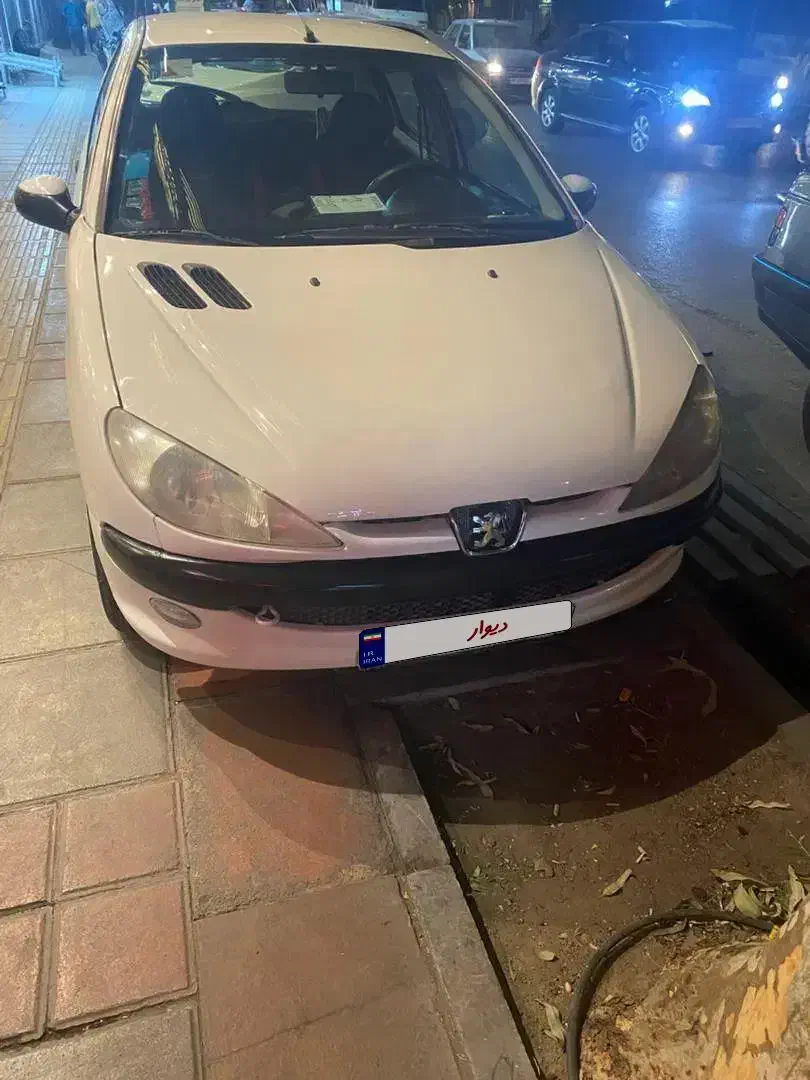 ۲۰۶ تیپ ۲ مدل ۸۸ یه گلگیر رنگ تک برگ سند|خودرو سواری و وانت|قم, ژاندارمها|دیوار