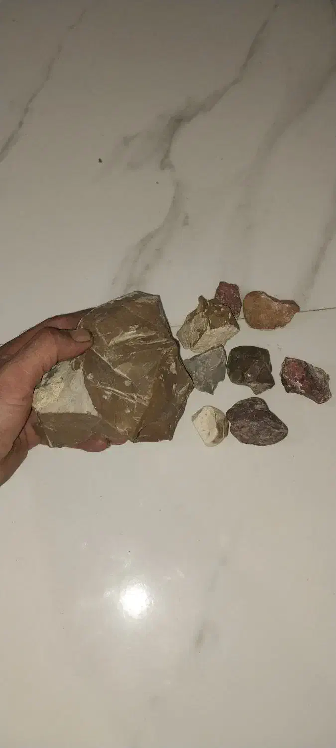 سنگ عقیق شوکولاتی و کبود|جواهرات|فامنین, |دیوار