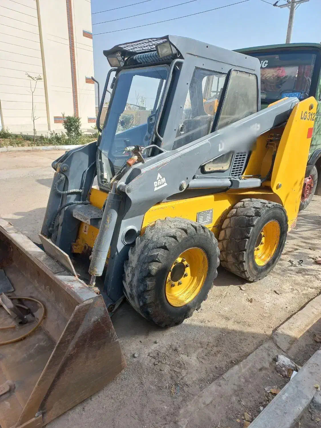 مینی لودر بابکت|خودرو سنگین|آفتاب, |دیوار