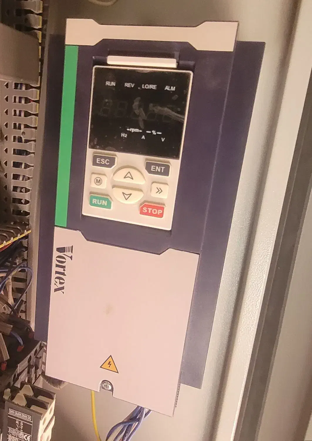 خدمات فنی و مهندسی توان پردازان هوشمند|خدمات پیشه و مهارت|مبارکه, |دیوار