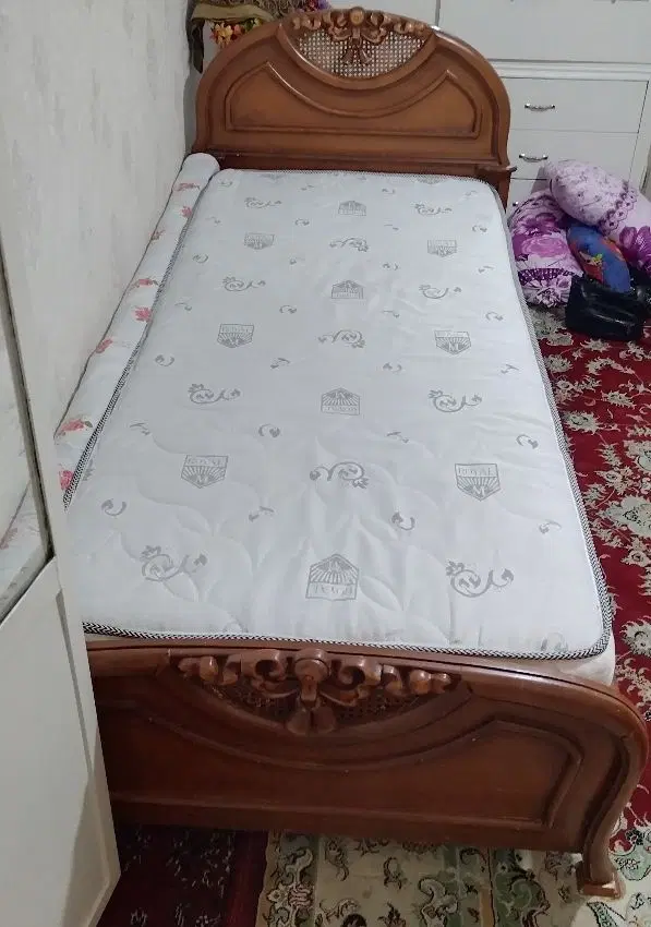 تخت|تخت و سرویس خواب|تهران, شهادت|دیوار