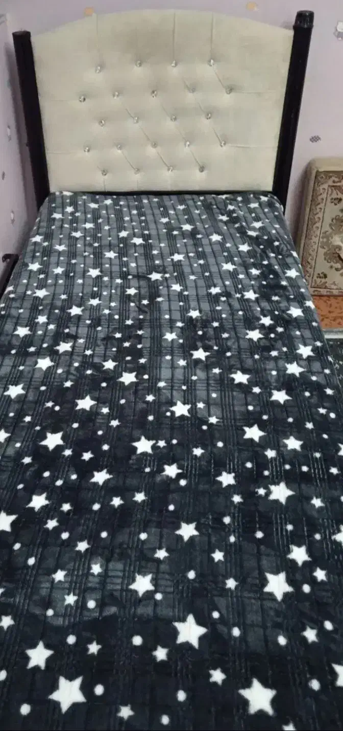 تخت یکنفره فلزی بدون تشک|تخت و سرویس خواب|سوسنگرد, |دیوار