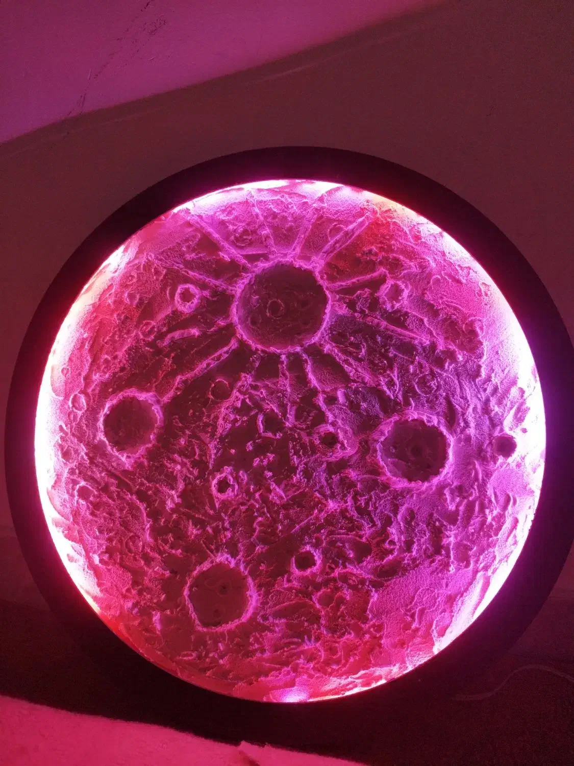 تابلو کره ماه|تابلو، نقاشی، عکس|اراک, |دیوار