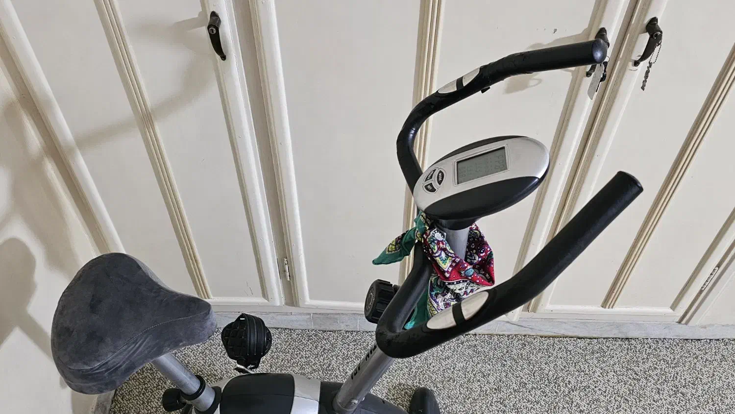 دوچرخه ثابت مگنتی تن‌آرا|تجهیزات ورزشی|ساری, |دیوار