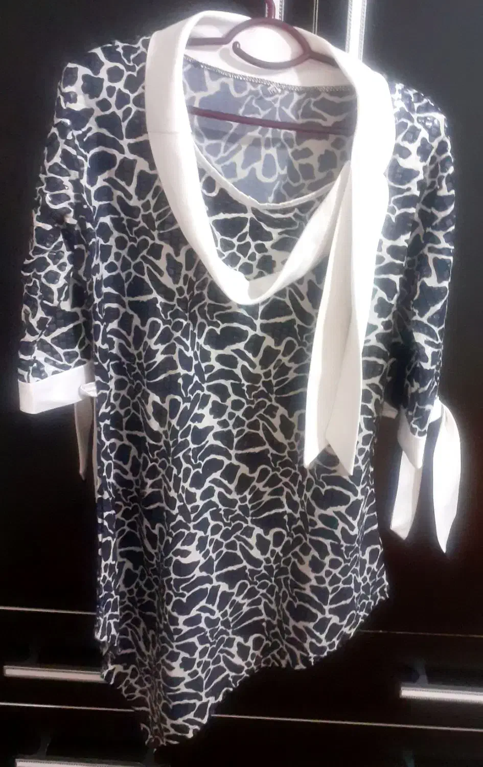 لباس مجلسی|لباس|بروجرد, |دیوار