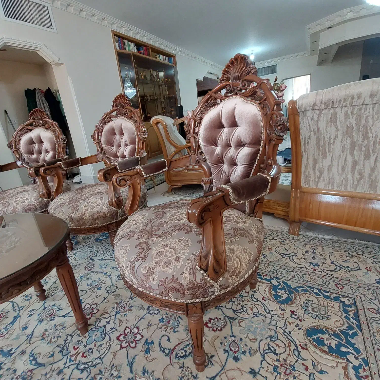 مبلمان سلطنتی منبت ظریف|مبلمان خانگی و میز عسلی|اصفهان, آفاران|دیوار