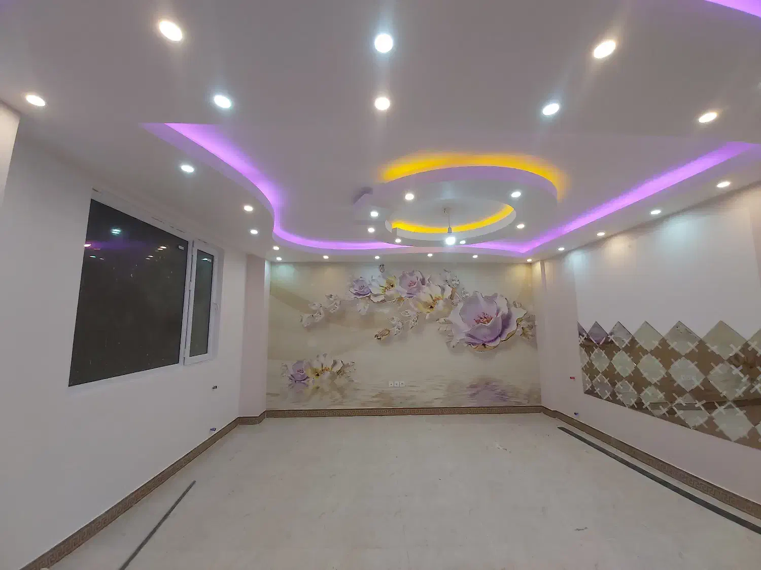 فروشندگی در دفتر دکوراسیون داخلی|استخدام بازاریابی و فروش|خمین, |دیوار