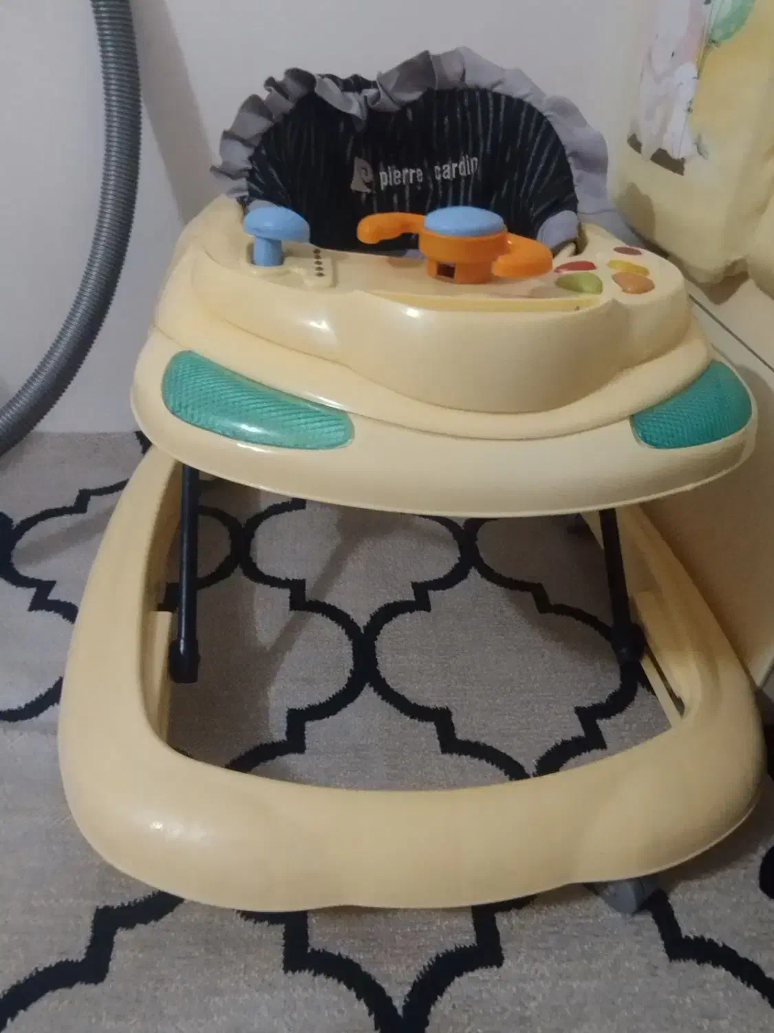 روروئک درحد نو|اسباب و اثاث بچه|تربت جام, والفجر|دیوار