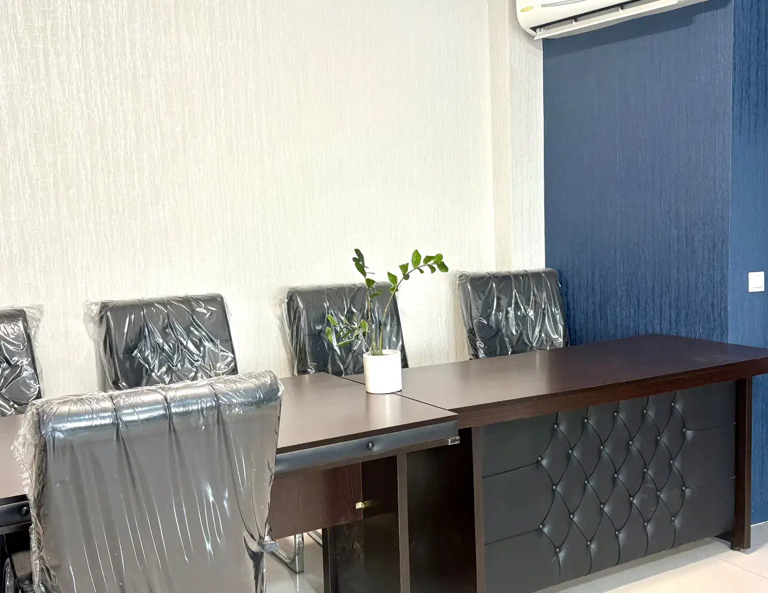 استخدام بانوان با حقوق ثابت 30/400/000|استخدام اداری و مدیریت|بندر گز, |دیوار