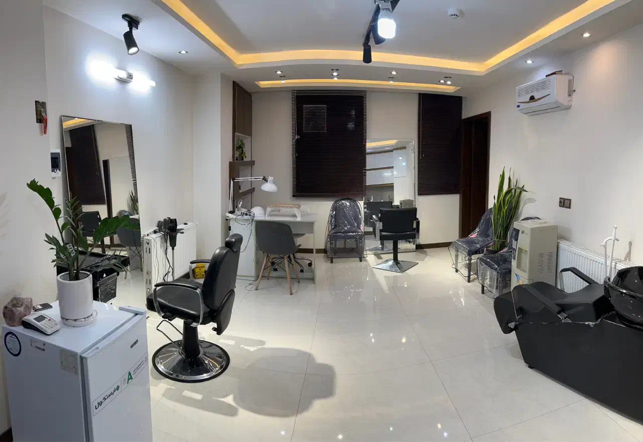 اجاره لاین ناخن و اجاره صندلی|اجارهٔ دفتر کار، اتاق اداری، مطب|اصفهان, عسگریه|دیوار