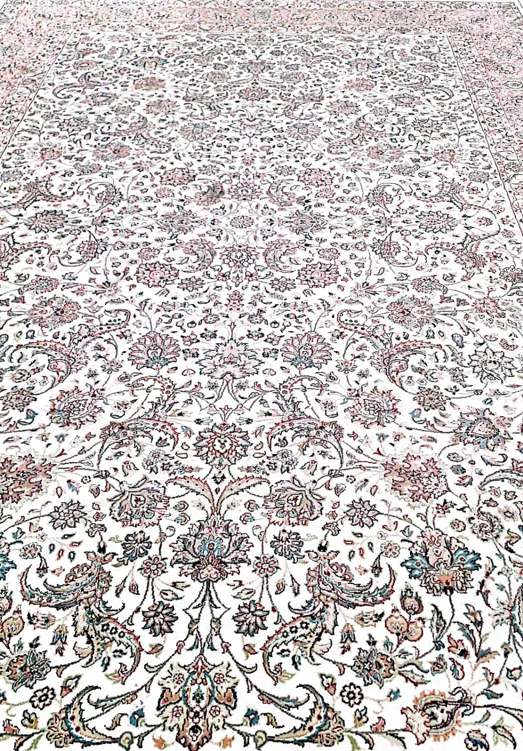 فرش ۶ متری ۷۰۰ شانه|فرش|تهران, باغ خزانه|دیوار