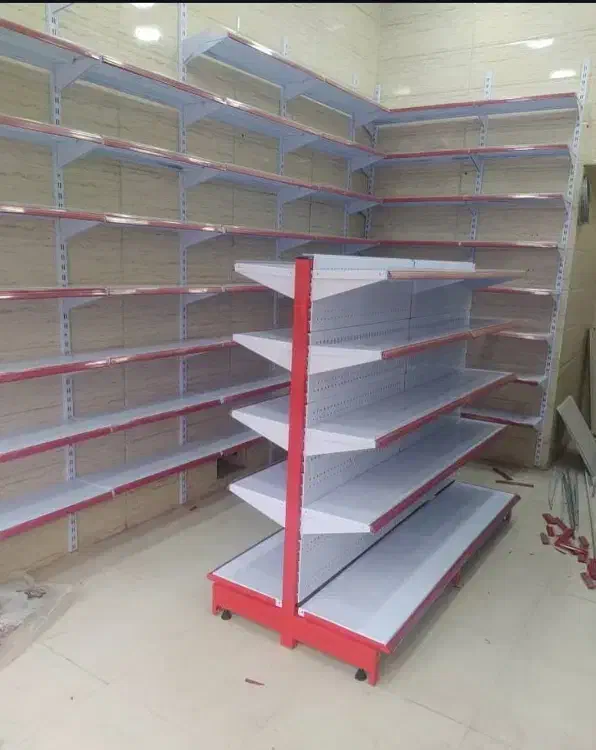 قَفَسِه فلِزیِ صفحهِ تُرک پایه ویتّرین دِکورراکِ|فروشگاه و مغازه|نیشابور, دارایی|دیوار