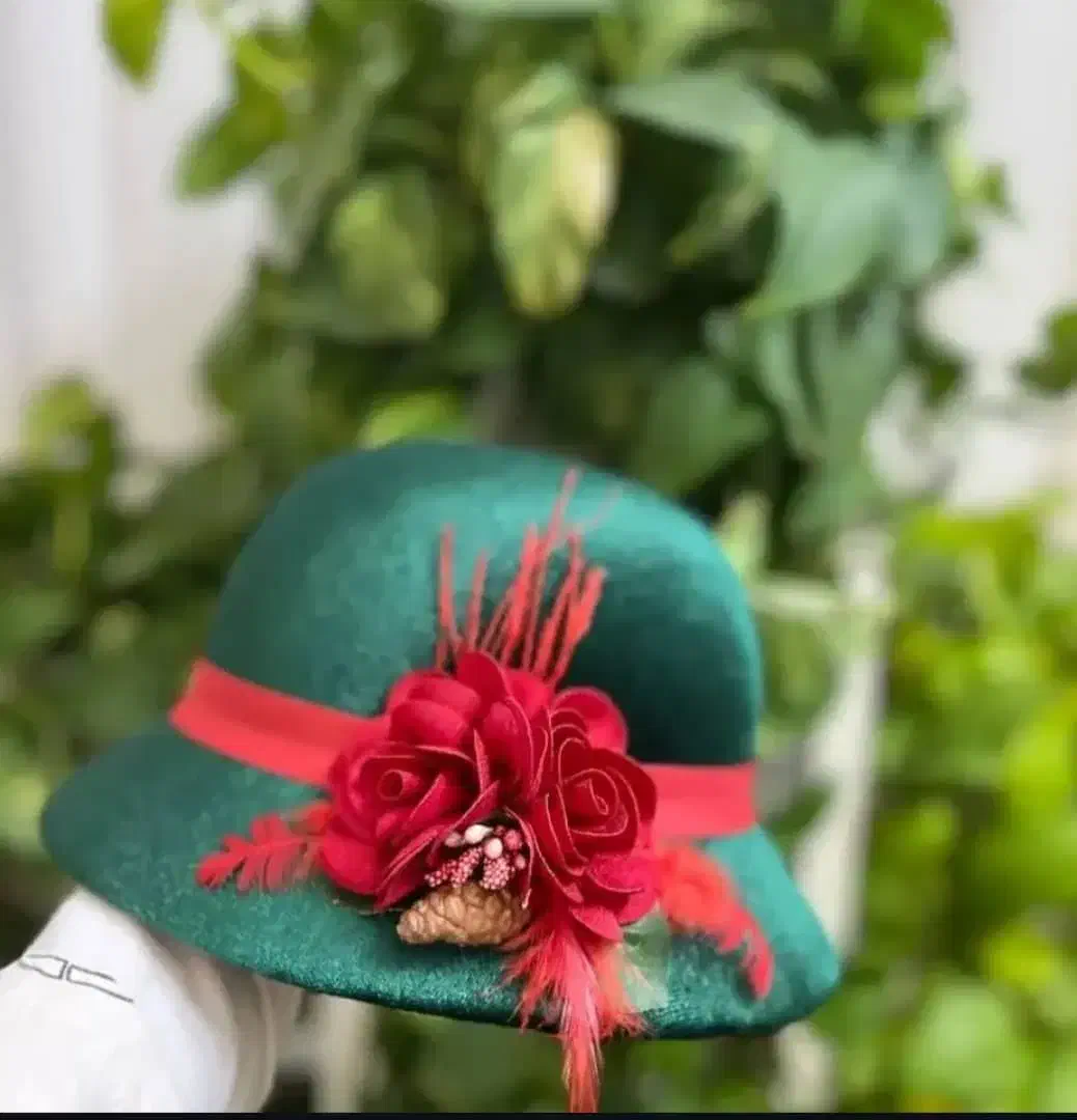 کلاه|لباس|ساوه, |دیوار