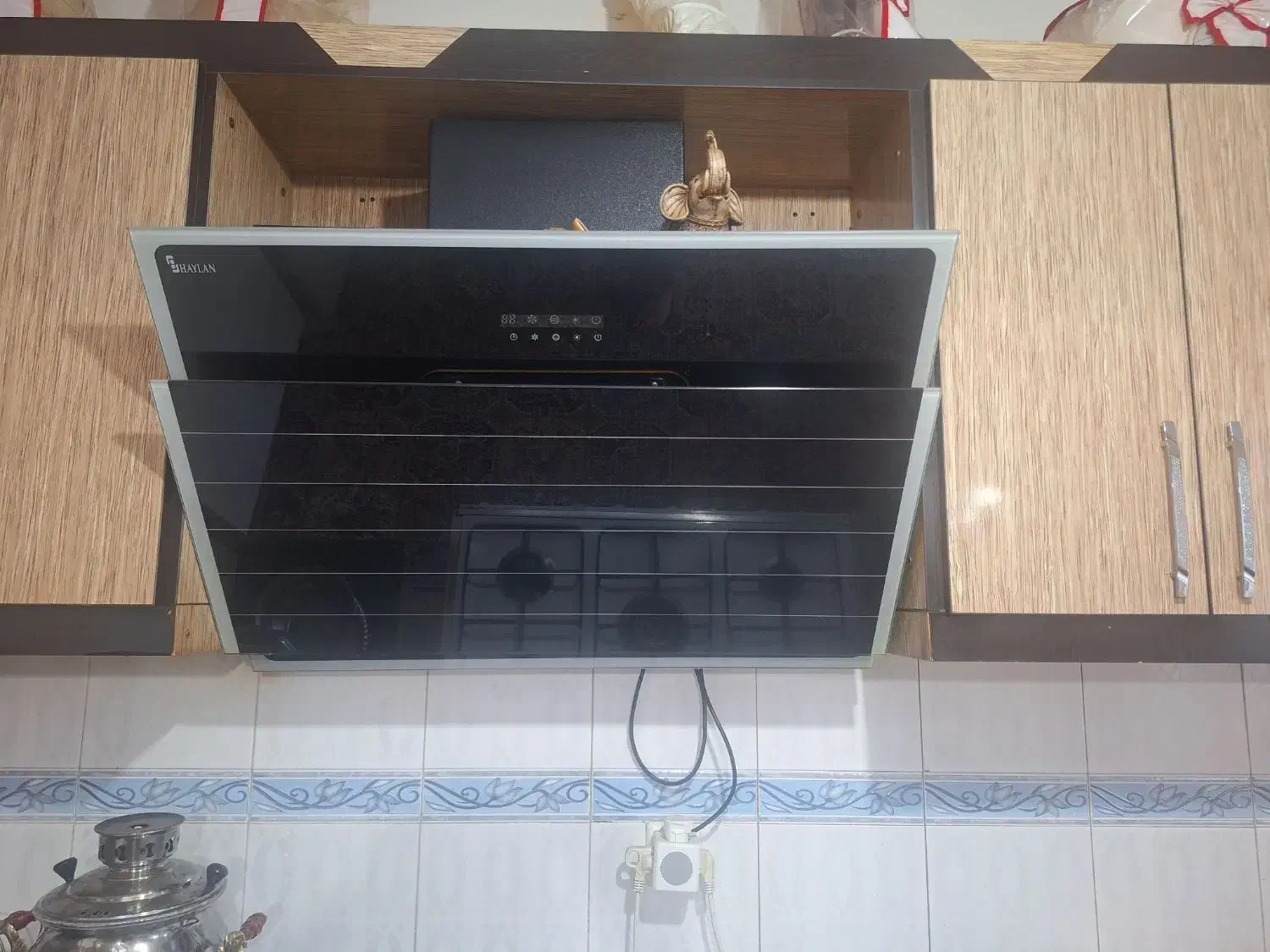 هود سالم در حد نو|هود|مراغه, |دیوار