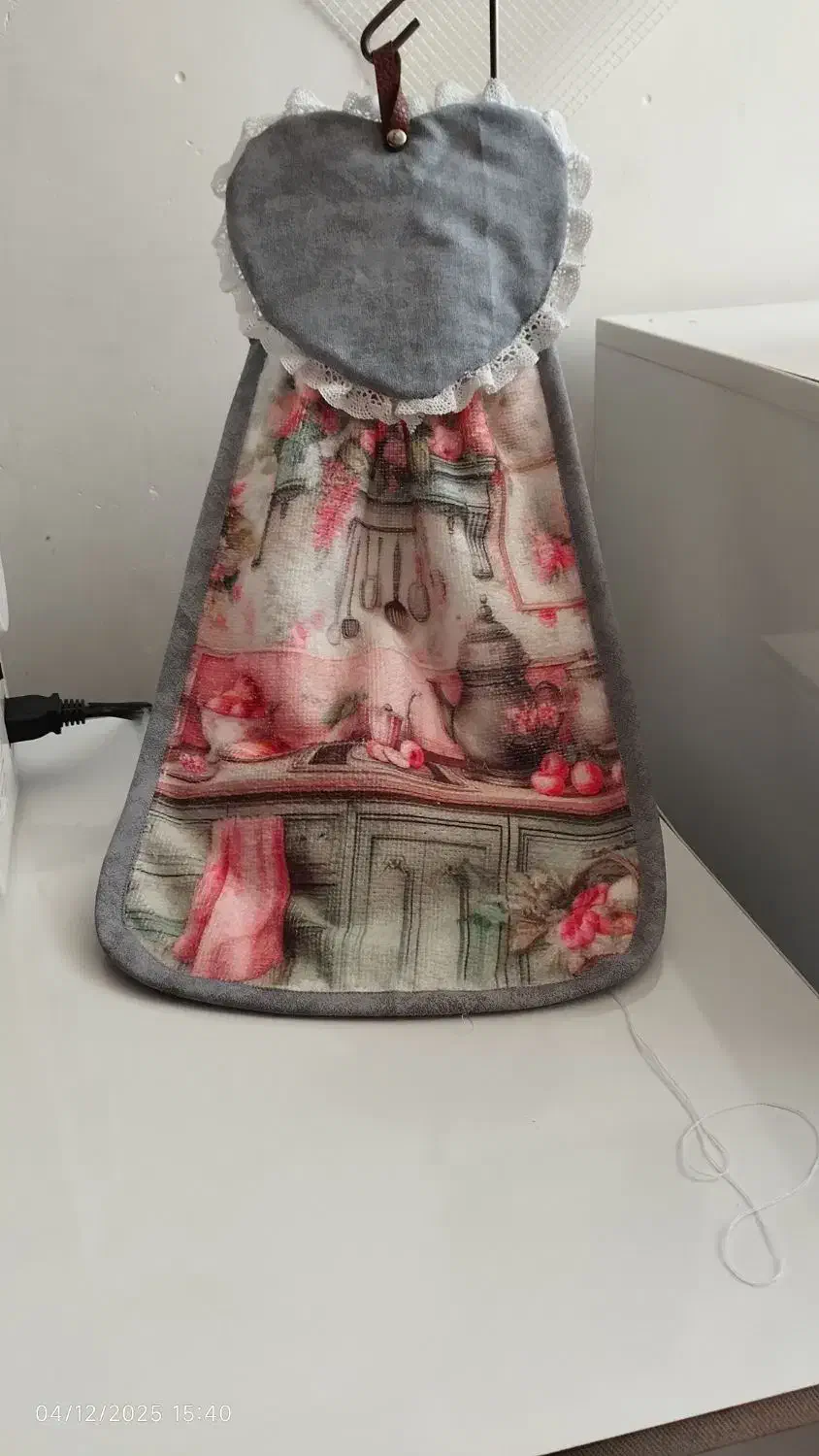 حوله|سفره، حوله، دستمال آشپزخانه|لنده, |دیوار