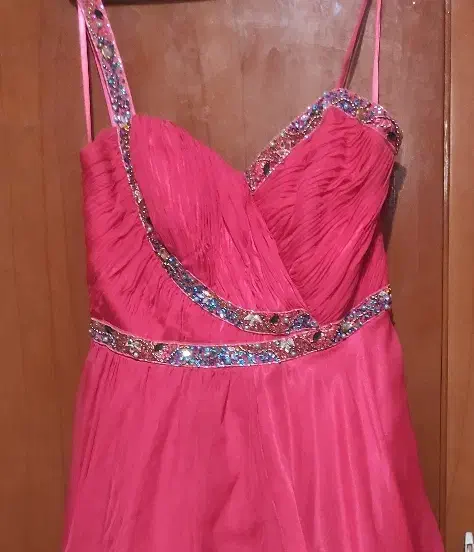 لباس مجلسی بلند، خوشرنگ|لباس|فولادشهر, A4|دیوار