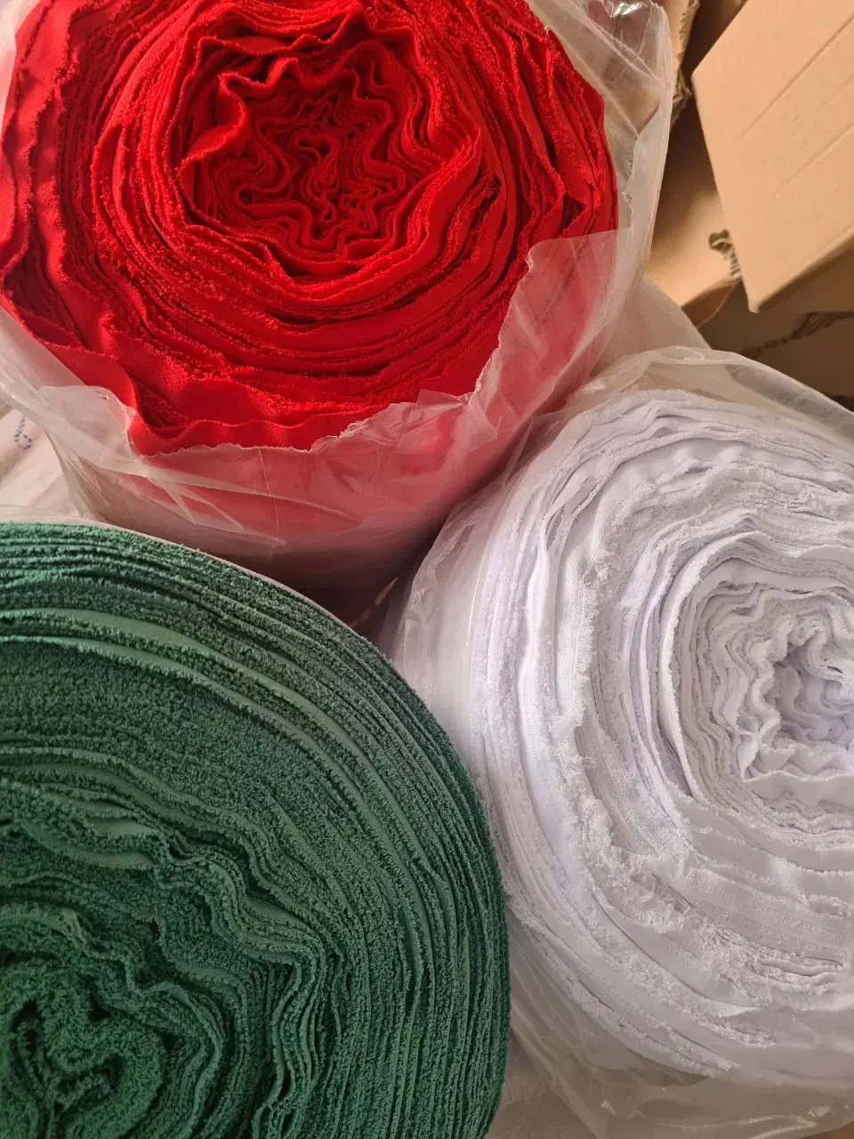 پارچه ورزشی|لباس|تربت جام, ترکمن ها|دیوار