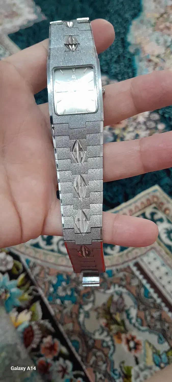 ساعت مچی مردانه شیک و زیبا|ساعت|رشت, کوی امام رضا|دیوار