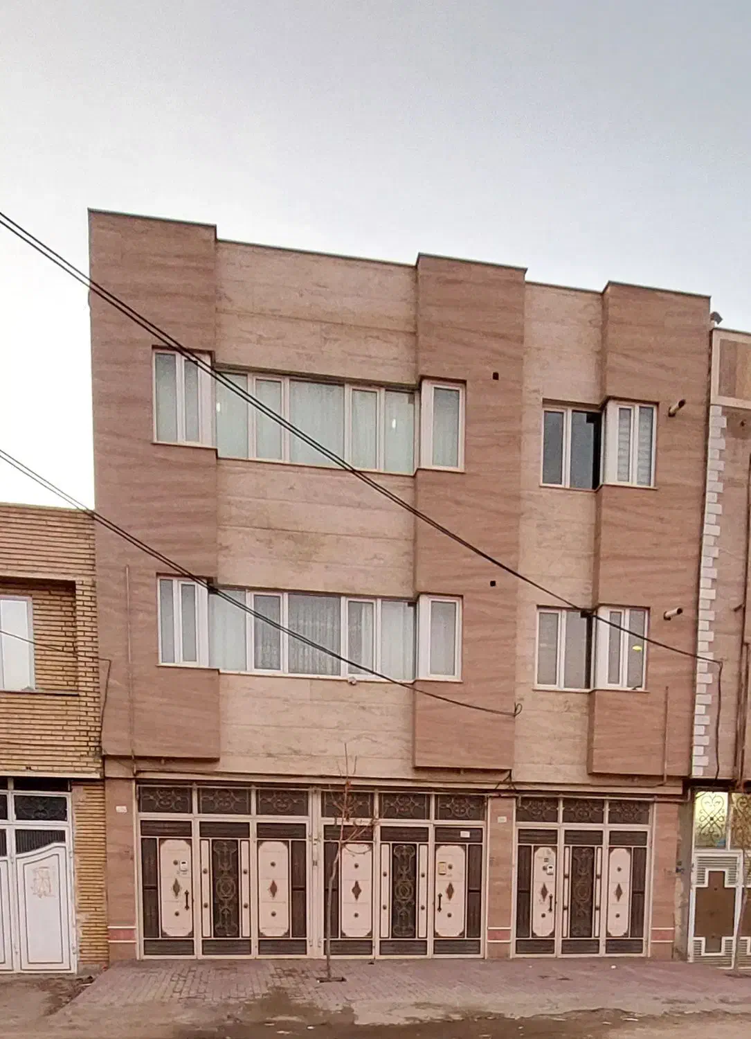 فروش یک باب ساختمان مسکونی ۳واحدی پشت کارواش روناس|فروش خانه و ویلا|بوکان, |دیوار