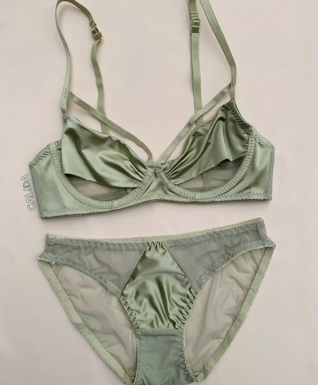 لباس زیر وارداتی فقط سایز 60-65|لباس|خرم‌آباد, |دیوار